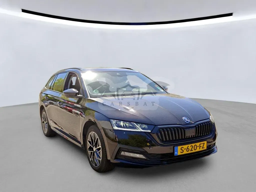 Skoda Octavia Combi 1.0 TSI Business Plus 2022