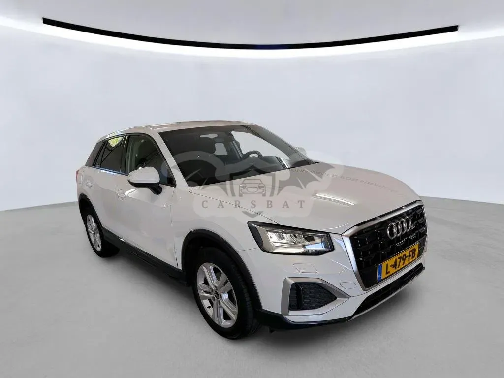 Audi Q2 35 TFSI Business 2021