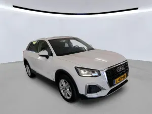 Audi Q2 35 TFSI Business 2021