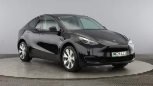 Tesla Model Y Long Range 82 kWh 2024