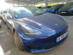 Tesla Model 3 2022