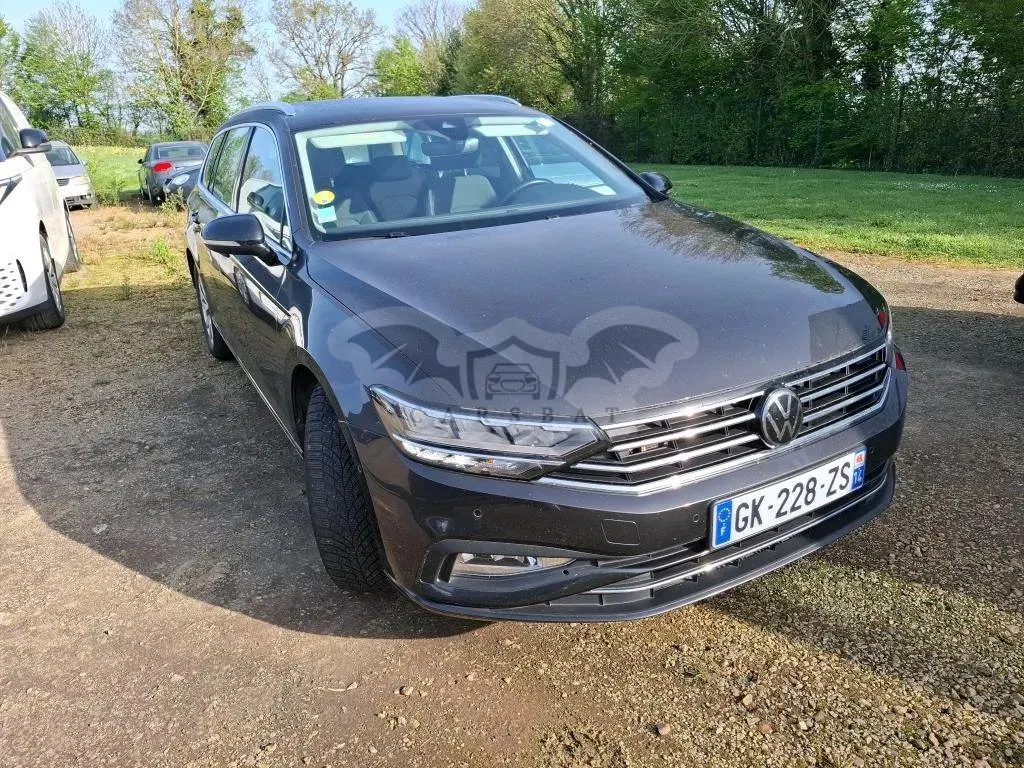 Volkswagen Passat Variant 2.0 TDI Business 2022