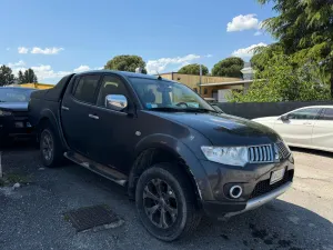 Mitsubishi L200 2012
