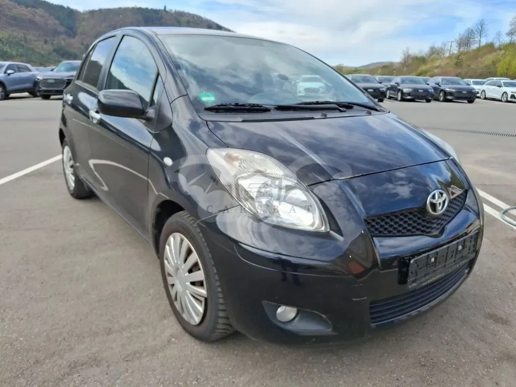 Toyota Yaris 1.3 2011