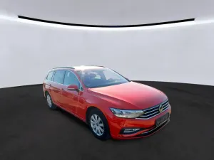 Volkswagen Passat Variant 2.0 TDI Business 2023