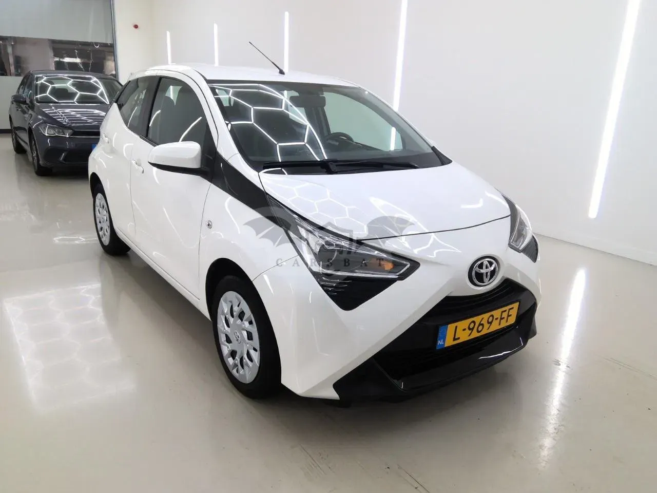 Toyota Aygo 1.0 VVT-i X-Play 2021