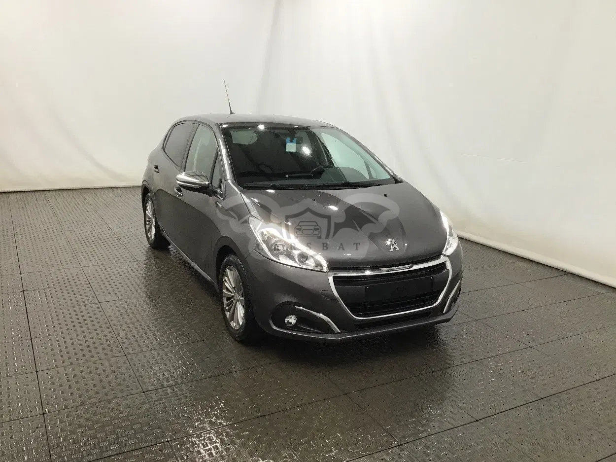 Peugeot 208 1.2i Style 2018