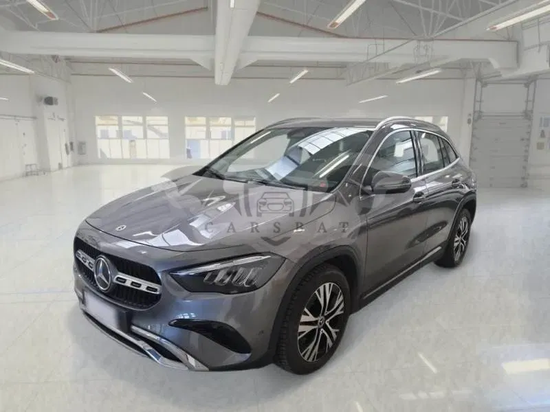 Mercedes-Benz GLA 200d 2023