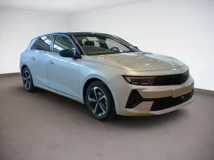 Opel Astra 2025