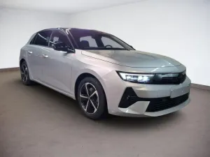 Opel Astra 2025