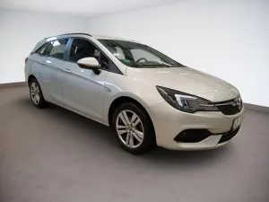 Opel Astra 2021