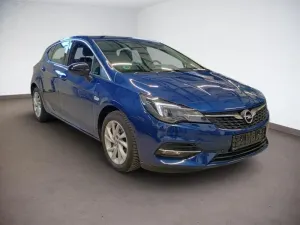 Opel Astra 2021