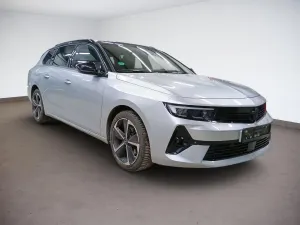 Opel Astra 2025
