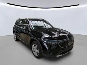 Mercedes-Benz EQB 250 2023