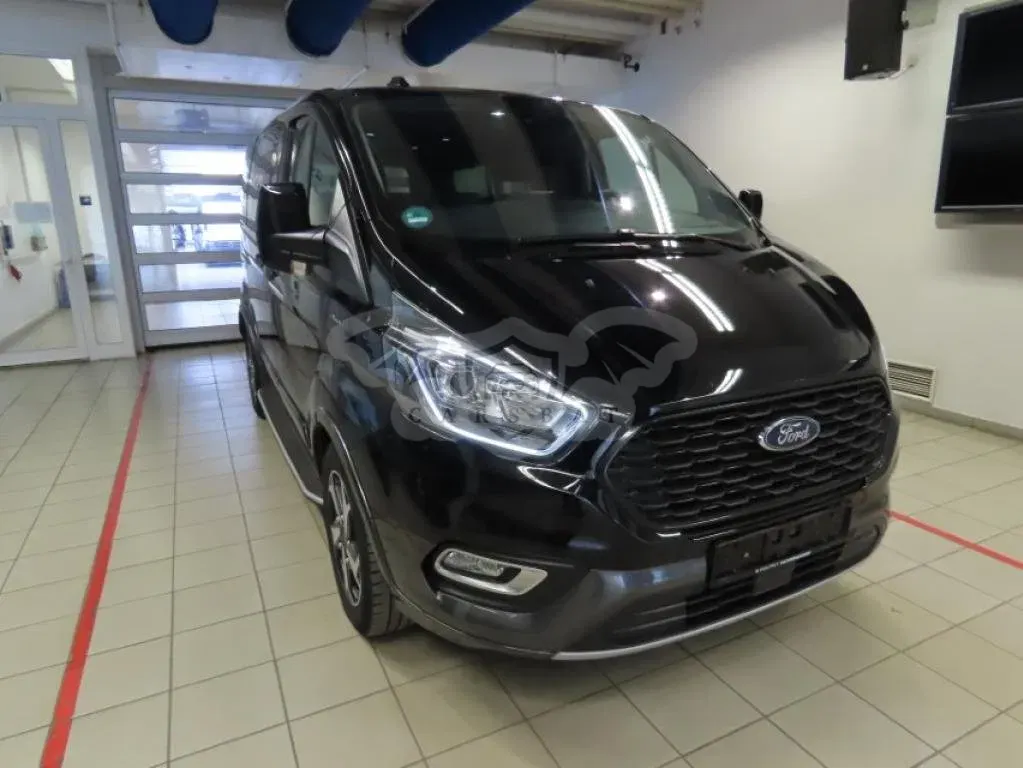 Ford Tourneo Custom L1H1 2022