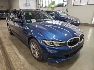 BMW 3 Series Touring 320d 2023