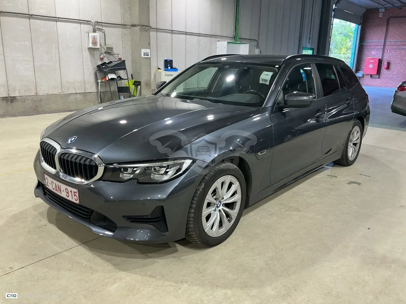 BMW 3 Series Touring 320e 2022
