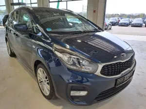 Kia Carens (Rondo) Dream Team 2018