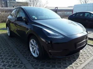 Tesla Model Y Long Range 2023