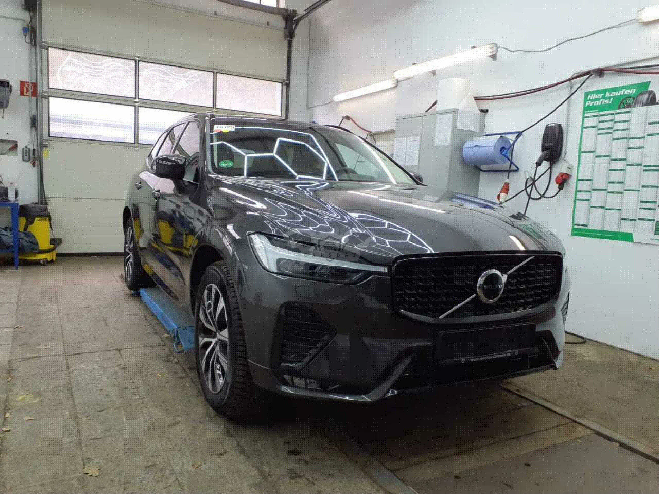 Volvo XC60 Plus Dark 2022