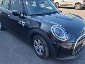 Mini 5 Doors One 2022