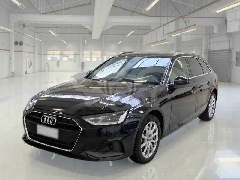 Audi A4 Avant 40 TFSI Business 2022