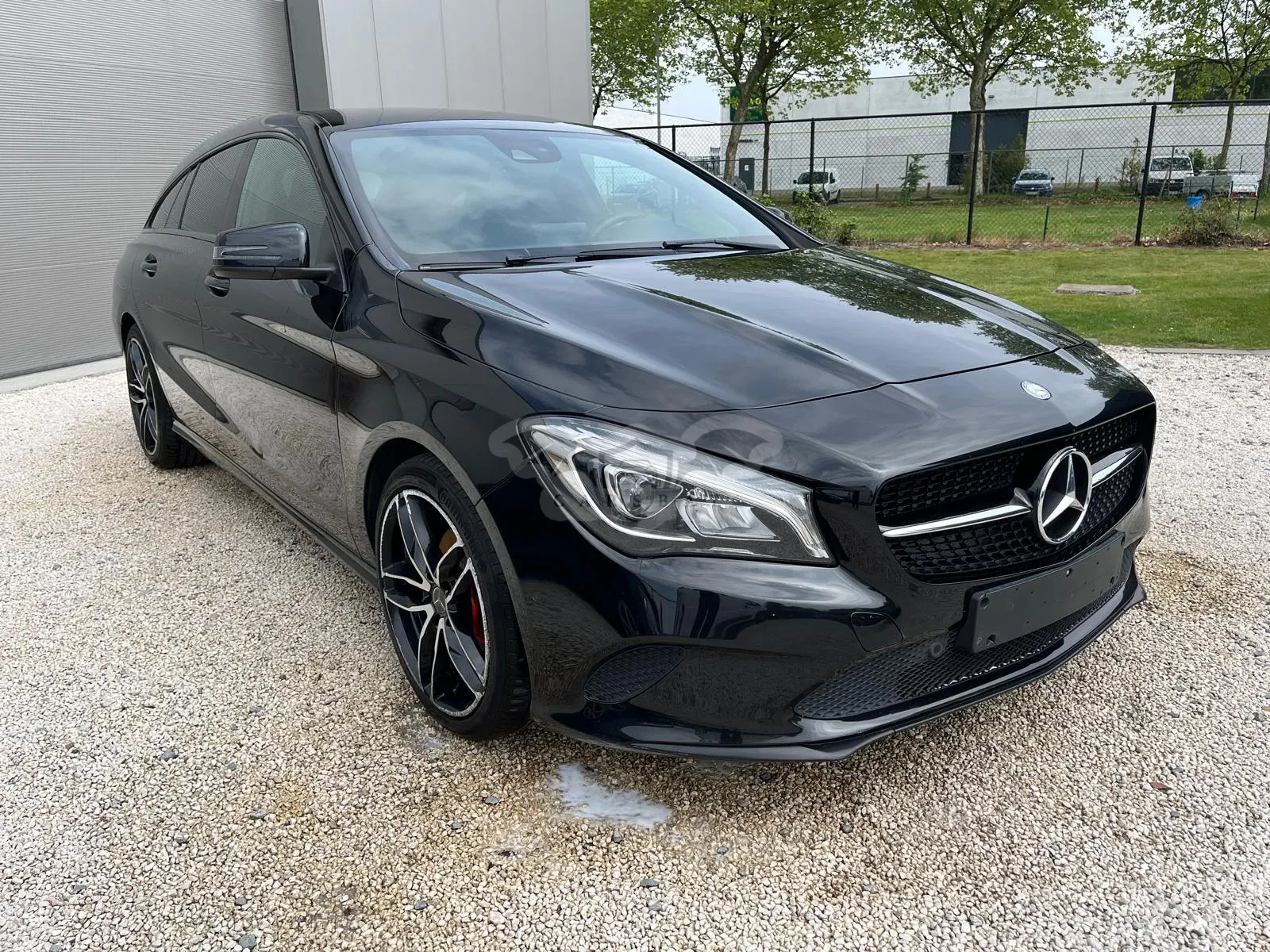 Mercedes-Benz CLA Shooting Brake 180 Luxury 2017