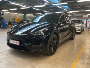 Tesla Model Y Long Range 2024
