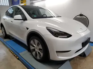 Tesla Model Y Long Range 2023