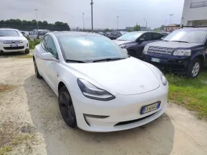 Tesla Model 3 Long Range 2019