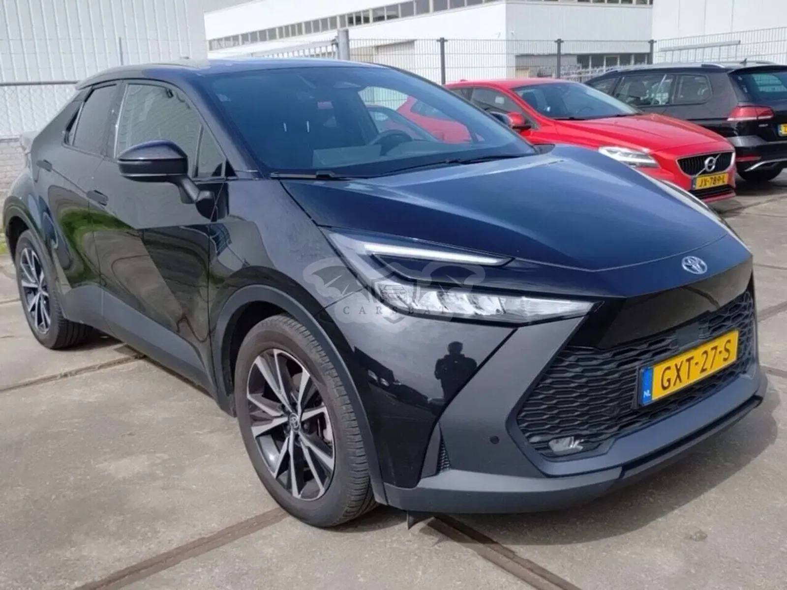 Toyota C-HR 1.8 Dynamic 2025