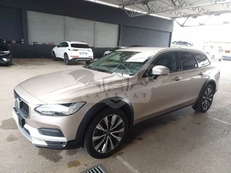 Volvo V90 Cross Country B4 Core 2023