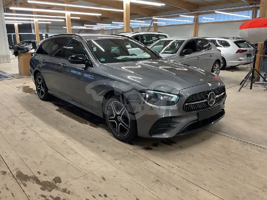 Mercedes-Benz E Break 300de AMG Line 2020