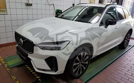 Volvo XC60 Plus Dark 2023