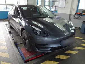 Tesla Model 3 Standard Range Plus 2021