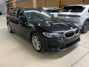BMW 3 Series Touring 320d Advantage 2020
