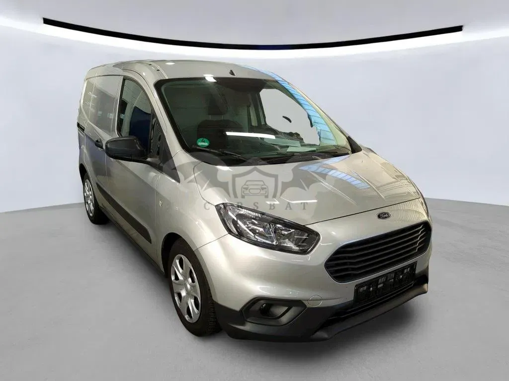 Ford Transit Courier 2021