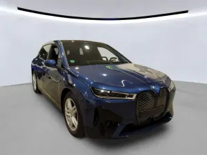 BMW iX 40 2023
