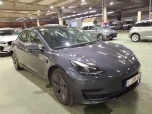 Tesla Model 3 Standard Range Plus 2021
