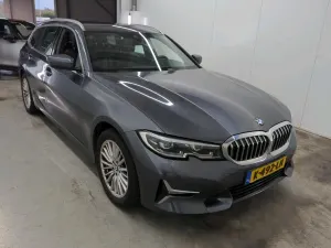 BMW 3 Series Touring 318 High Executive 2021