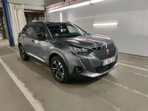 Peugeot 2008 1.2i Allure Pack 2022
