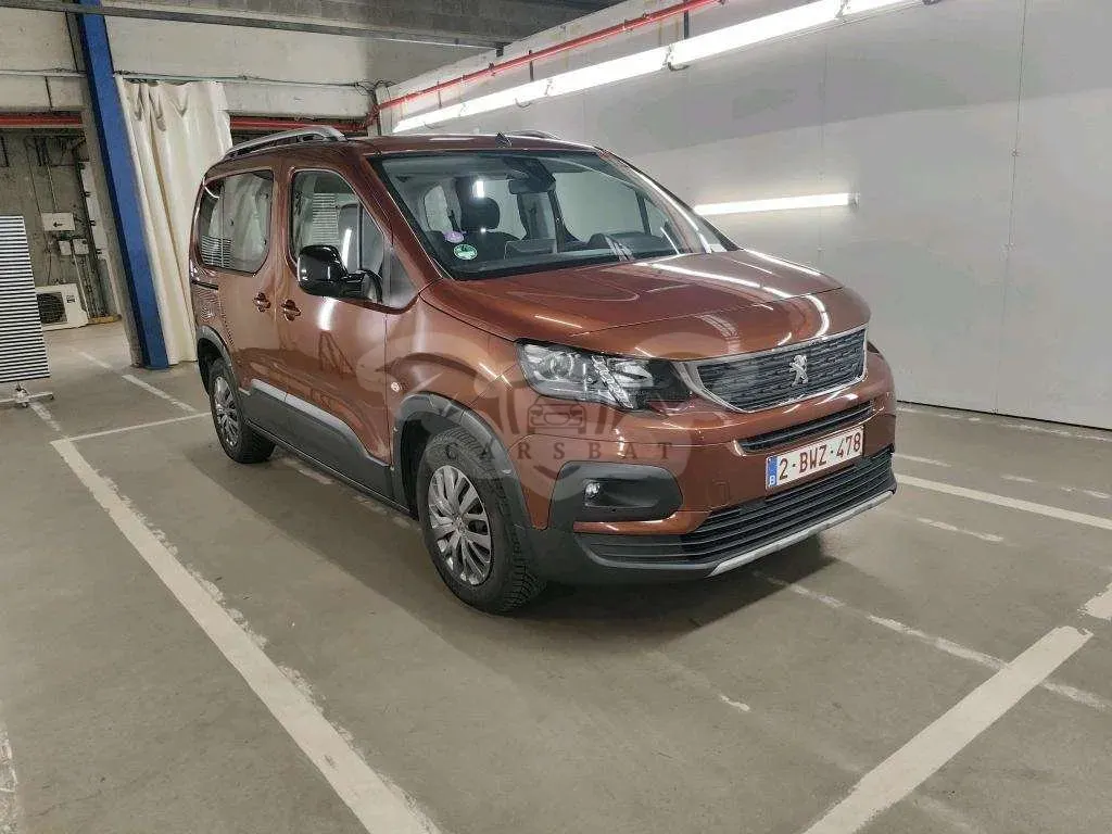 Peugeot Rifter 1.2i Allure 2022