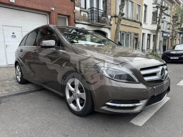 Mercedes-Benz B 180 CDI Avantgarde 2013