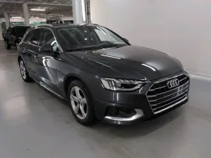 Audi A4 Avant 30 TDI Advanced 2022