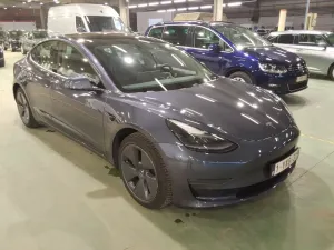Tesla Model 3 Long Range 75 kWh 2021