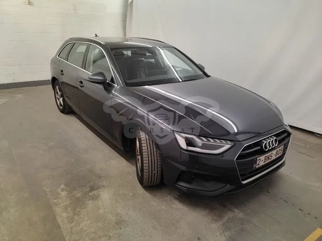 Audi A4 Avant 30 TDI Attraction 2022