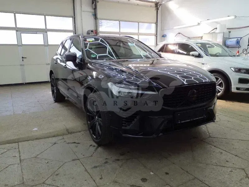Volvo XC60 T6 Plus 2024