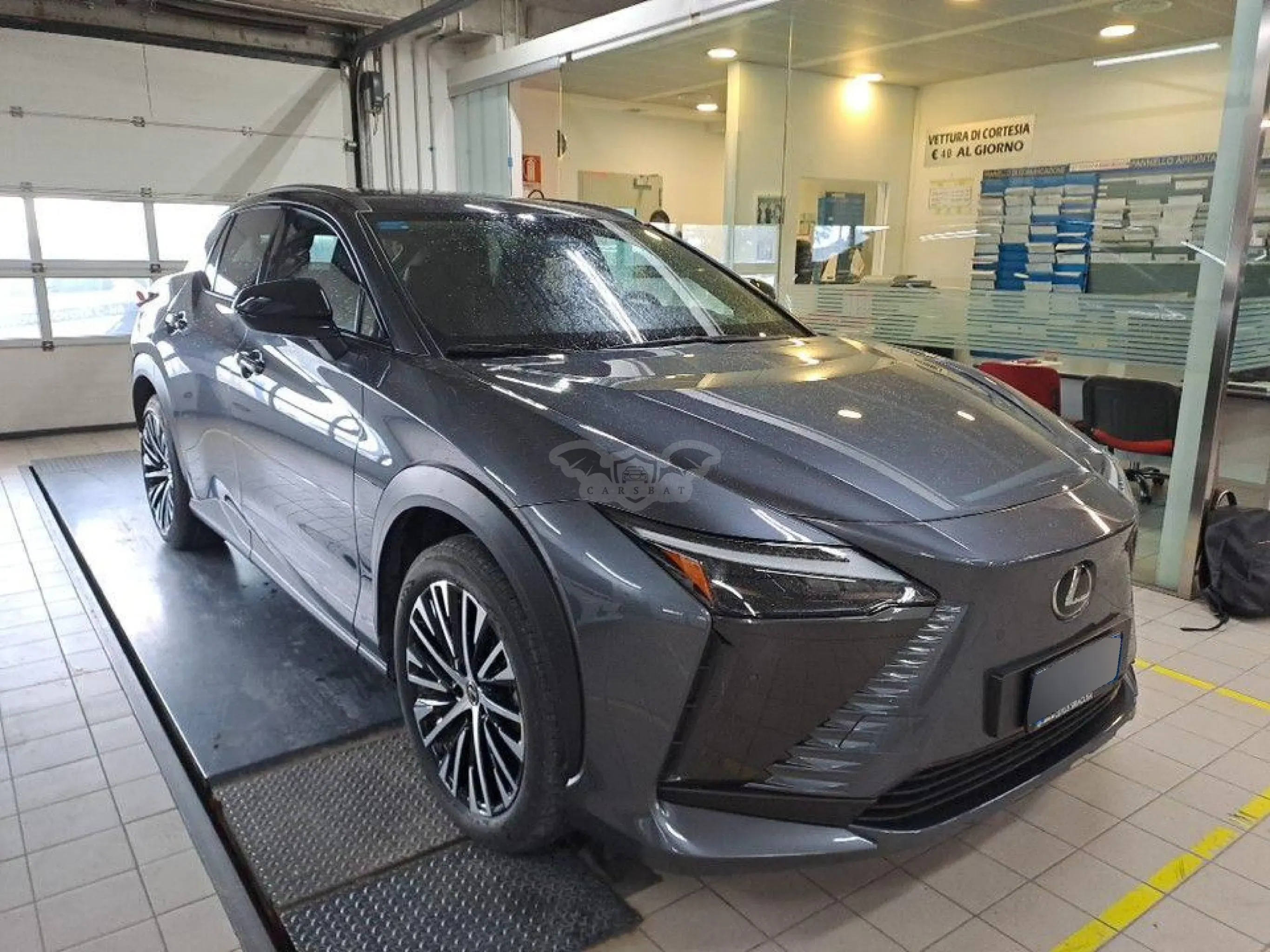 Lexus RZ 450e 2025