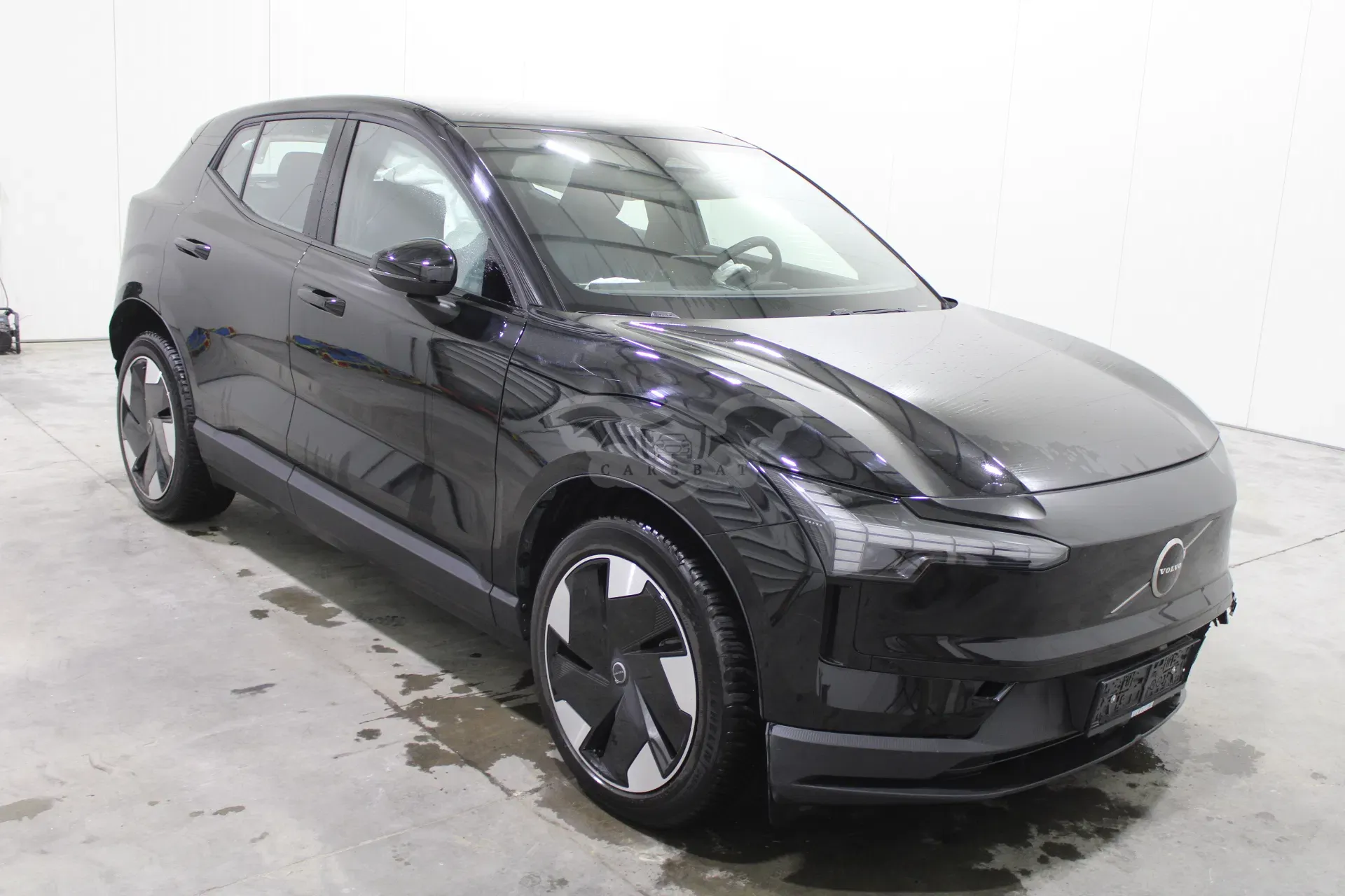 Volvo EX30 64 kWh 2025