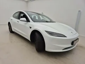 Tesla Model 3 Standard Range 2024